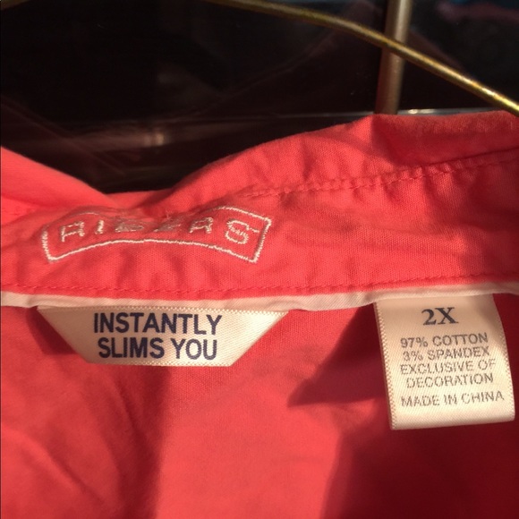 Lady top - Picture 2 of 3